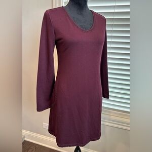 MAX STUDIO Burgundy V-Neck Long Sleeve Topstitched Mini Knit Shift Dress Size S